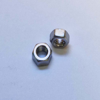 Ecrou Hu (haut) M5 inox